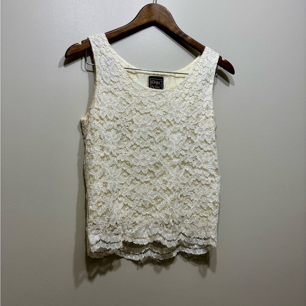 Vintage Piknik Vancouver Lace Lined Sleeveless Tank Blouse Shirt Top White